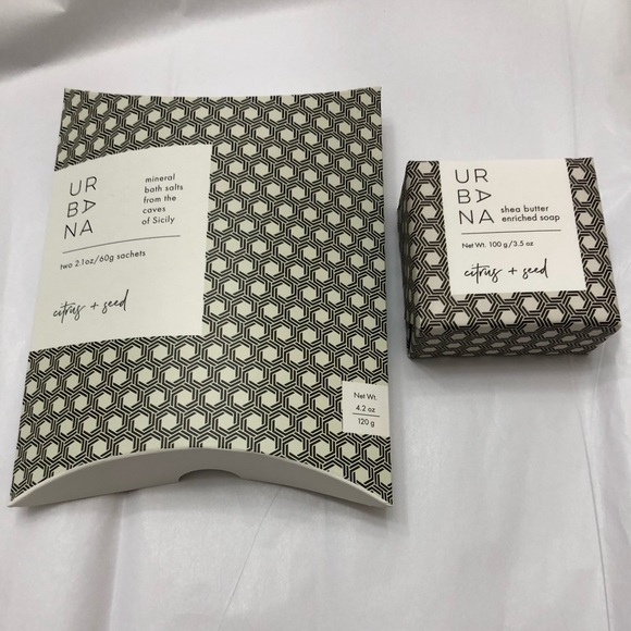 Urbana Mineral Bath Salts and Shea Butter Soap Set - Picture 2 of 3